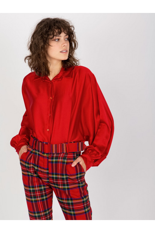 Laiade varrukatega tumepunase...