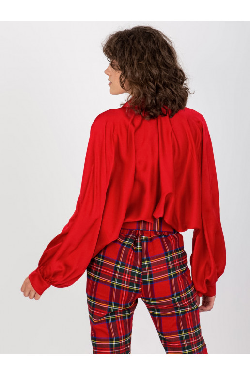 Laiade varrukatega tumepunase...