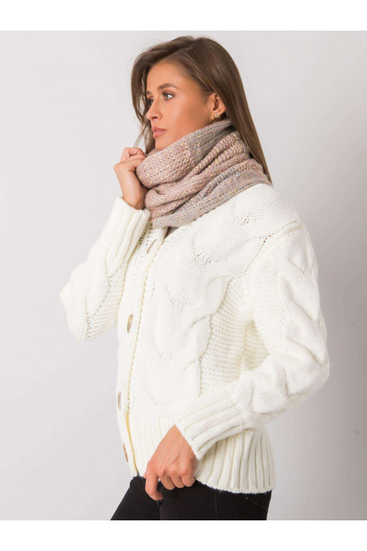 Naiste roosa kullast niidiga sall