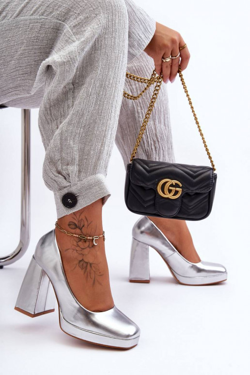 Kingad Hõbedat värvi Rosalia Kingad Hõbedat värvi Rosalia