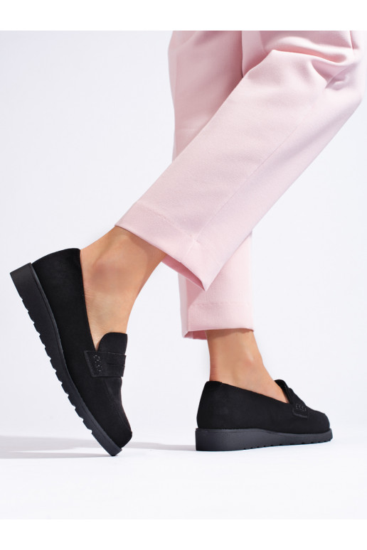   Mustad Naiste saapad