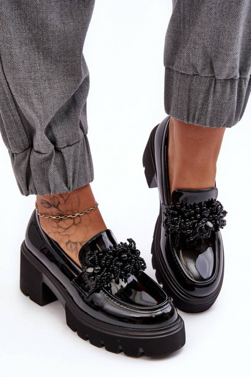 Naistesaapad kaunistustega mustad... Naistesaapad kaunistustega mustad...