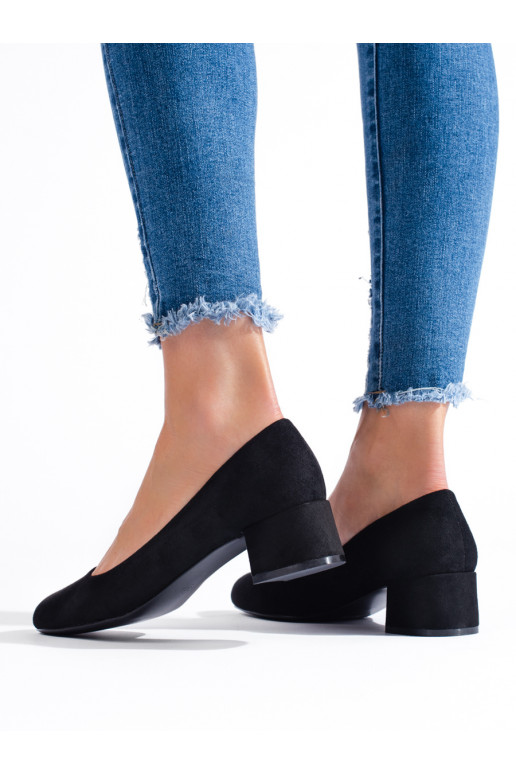 seemisnakhsed poolsaapad  Mustad