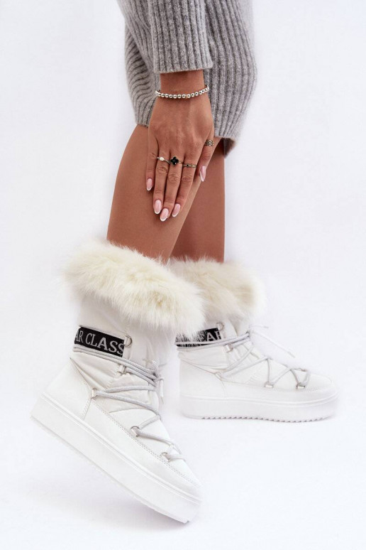 Nööpidega lumesaapad nööritavad... Nööpidega lumesaapad nööritavad...