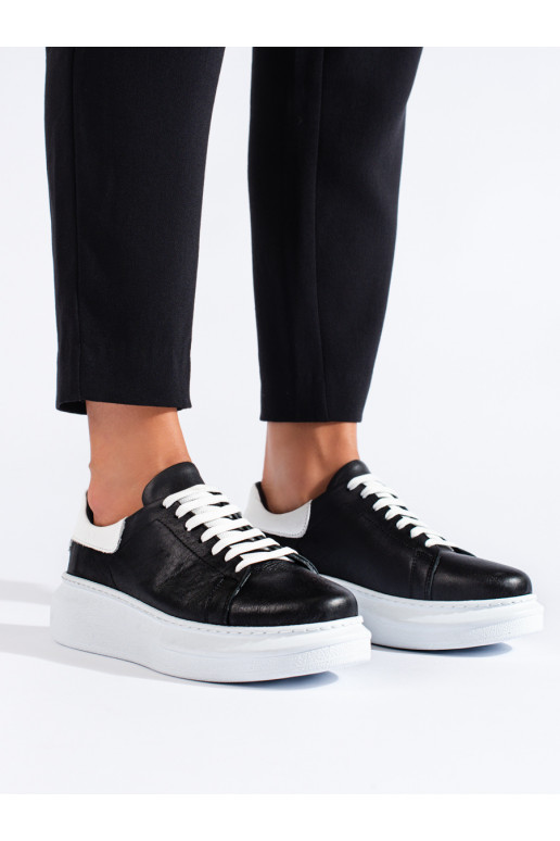 Must  Spordistiilis kingad T.Sokolski Must  Spordistiilis kingad T.Sokolski