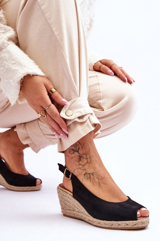 Seemisnahksed platvormkingad mustad... Seemisnahksed platvormkingad mustad...