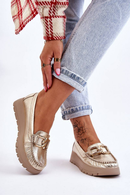 Mokassiinid platvormiga kaunistustega... Mokassiinid platvormiga kaunistustega...