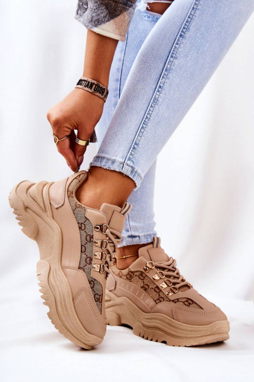 Sportliku stiiliga jalanõud... Sportliku stiiliga jalanõud...