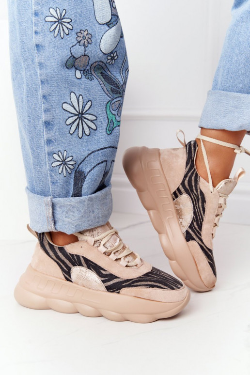 Sportliku stiiliga jalanõud...