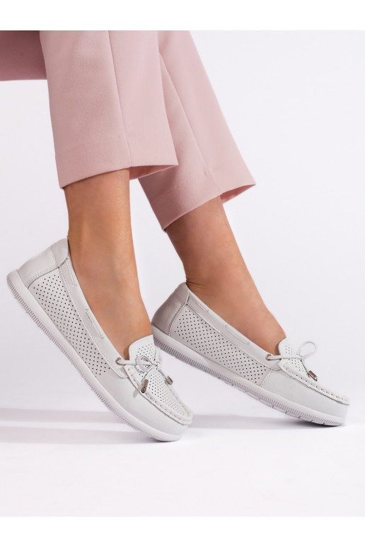 valget värvi naiste mokassiinid