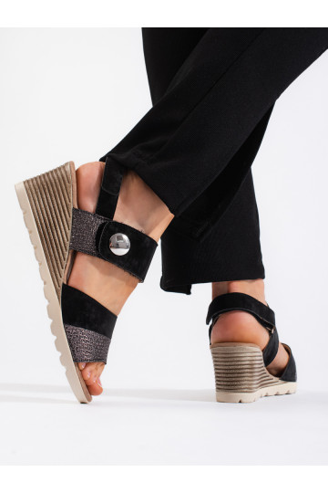 Mugavad väikese platvormiga naiste sandaalid  2