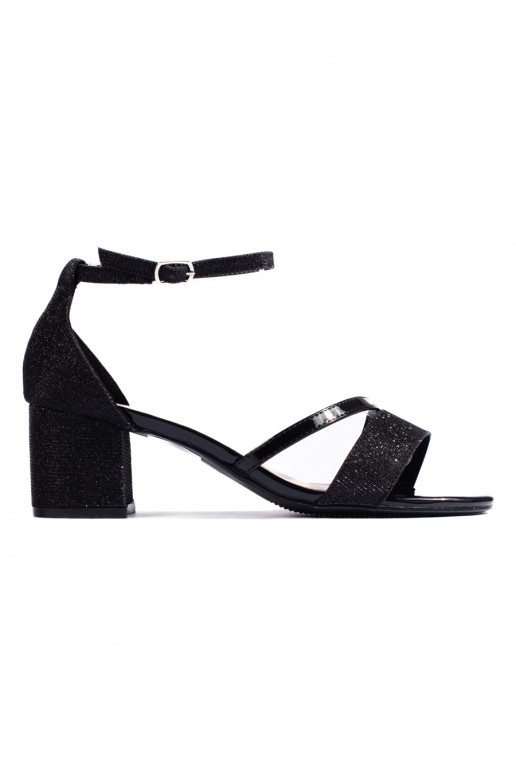 Läikivad Mustad kingad kõrge kontsaga