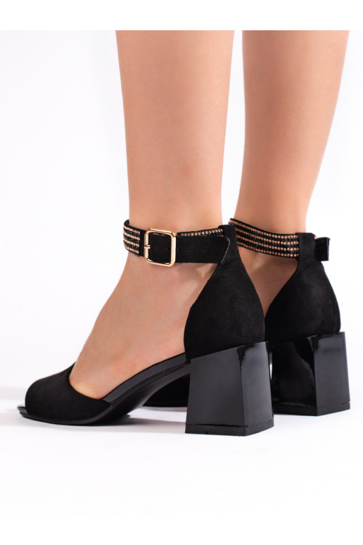 Must kingad   Must kingad