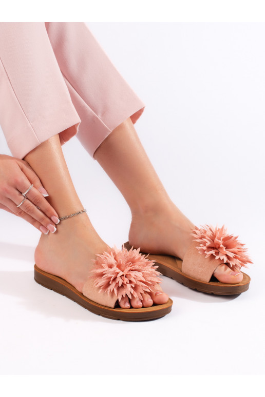 Tumeroosad värvi plätud  z em