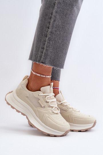 Sneakers tüüpi jalanõud... 2