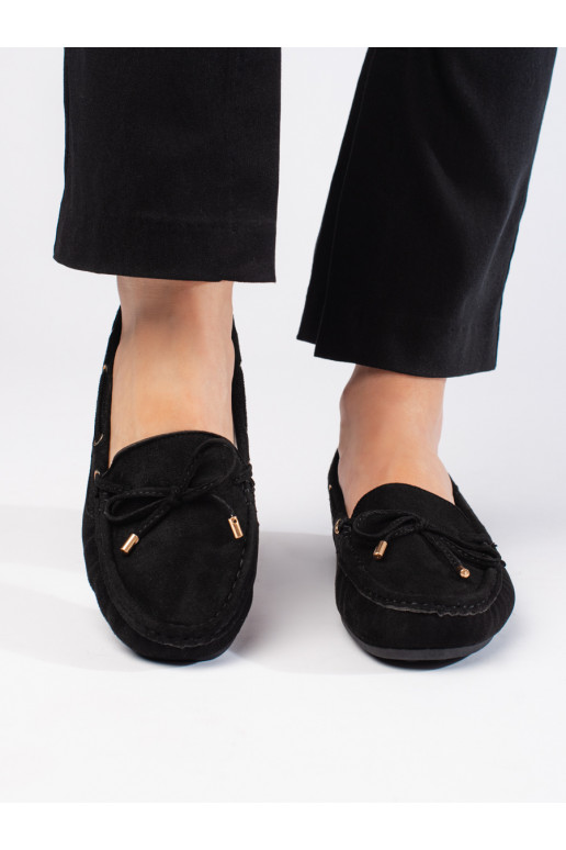Must naiste mokassiinid 