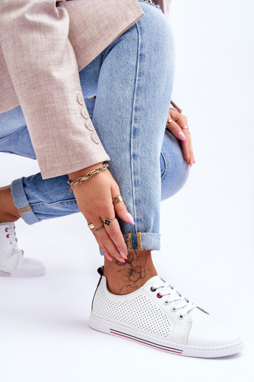 Vabaaja jalanõud valget värvi S.Barski Vabaaja jalanõud valget värvi S.Barski