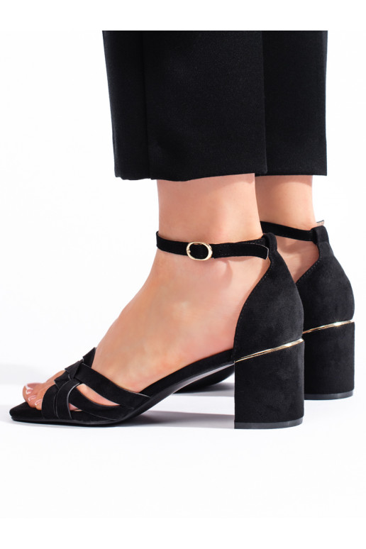 seemisnakhsed Mustad kingad  seemisnakhsed Mustad kingad