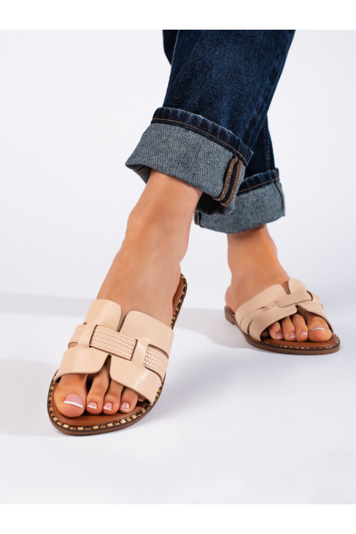 beeži värvi   plätud