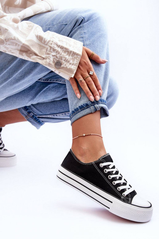 Vabaaja jalanõud Klassikalise mudeli... Vabaaja jalanõud Klassikalise mudeli...