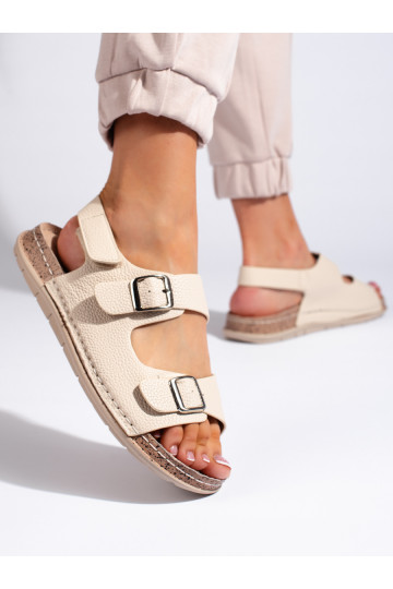 beeži värvi  kingad   2