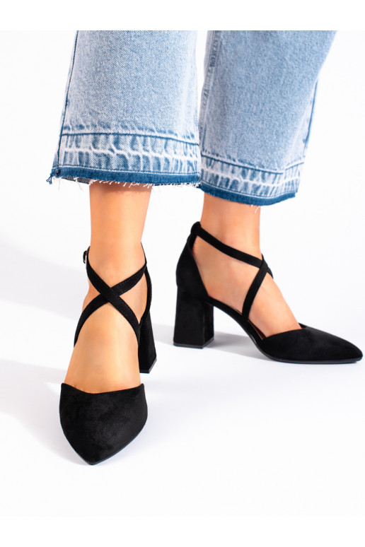 seemisnakhsed Mustad poolsaapad Sergio Leone