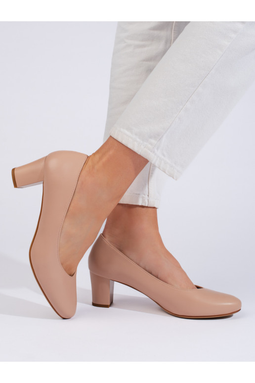 Elegantsed  poolsaapad