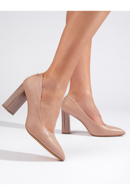 poolsaapad Sergio Leone na ozdobnym słupku   poolsaapad Sergio Leone na ozdobnym słupku