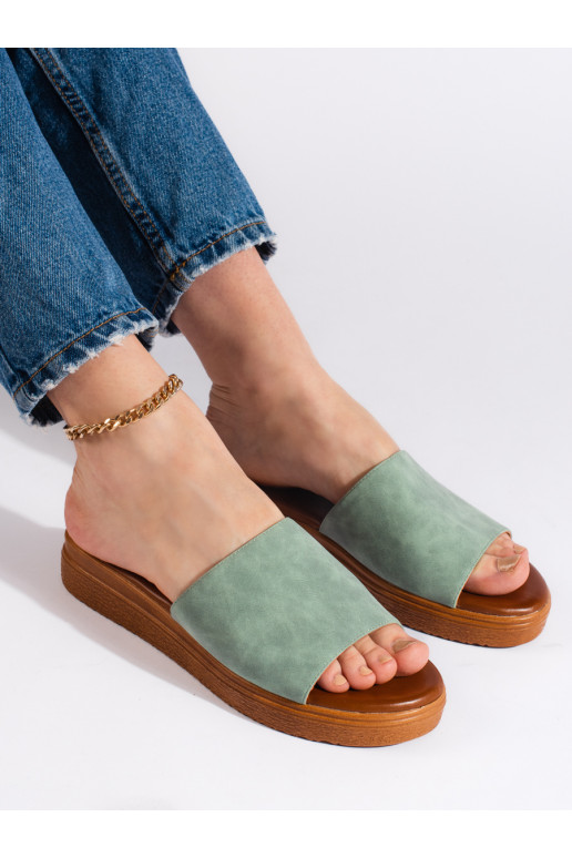 Rohelist värvi  plätud platvormiga Rohelist värvi  plätud platvormiga