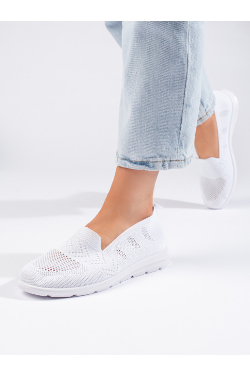 valget värvi  slip on  valget värvi  slip on