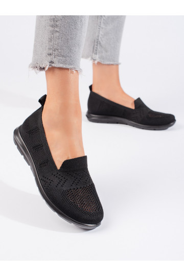 Must  slip on  2