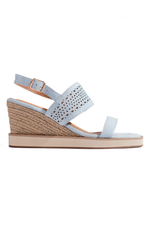 helesinist värvi  kingad 