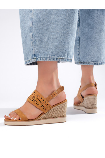 pruunid värvi  kingad