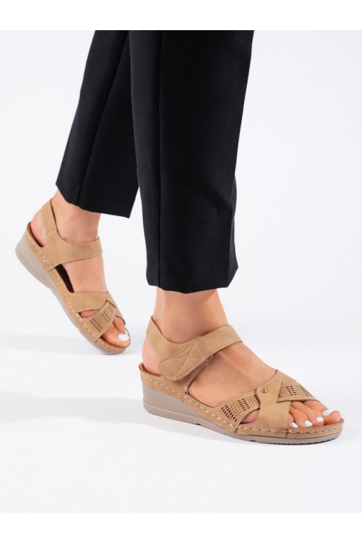 Mugavad väikese platvormiga naiste sandaalid  pruunid värvi