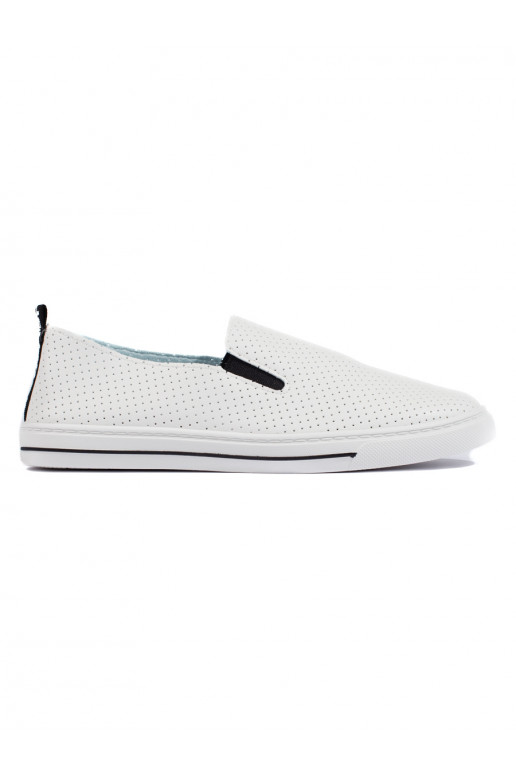   Naiste saapad valge värv