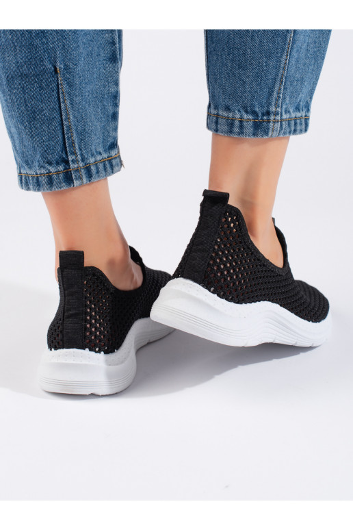   Mustad naiste kingad