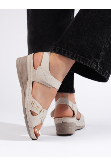 Mugavad väikese platvormiga naiste sandaalid   2