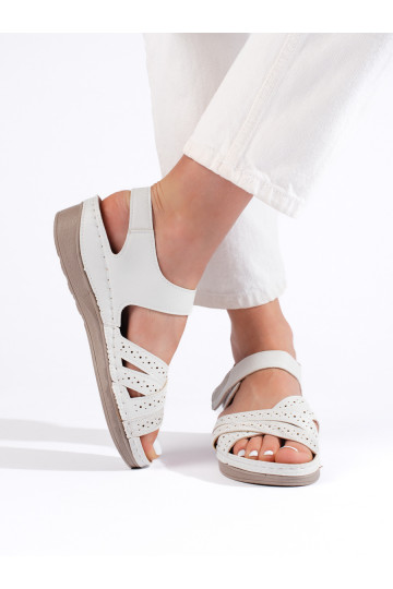 valge värv kingad  2