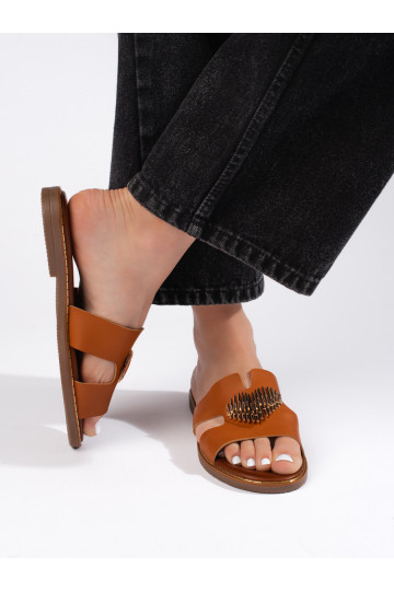 pruunid värvi  plätud ze m m 2