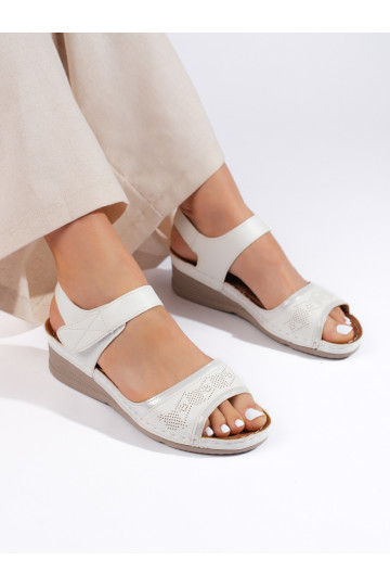 valget värvi kingad