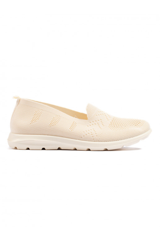 beeži värvi  slip on  beeži värvi  slip on