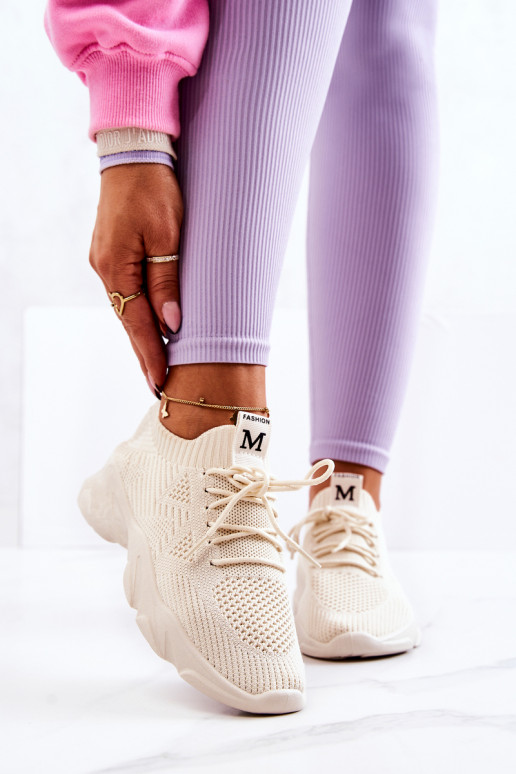 Sneakers tüüpi jalanõud Riidest... Sneakers tüüpi jalanõud Riidest...