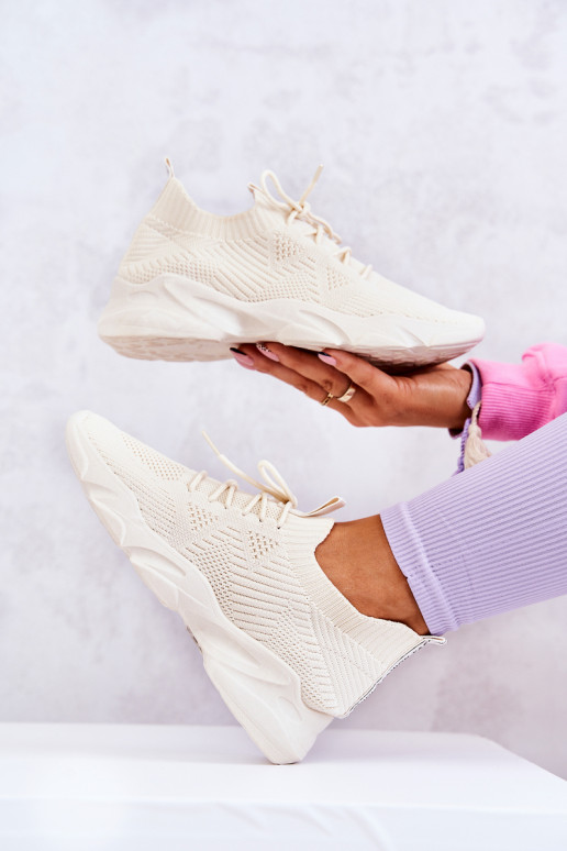 Sneakers tüüpi jalanõud Riidest... Sneakers tüüpi jalanõud Riidest...