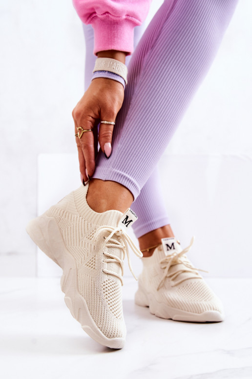 Sneakers tüüpi jalanõud Riidest... Sneakers tüüpi jalanõud Riidest...