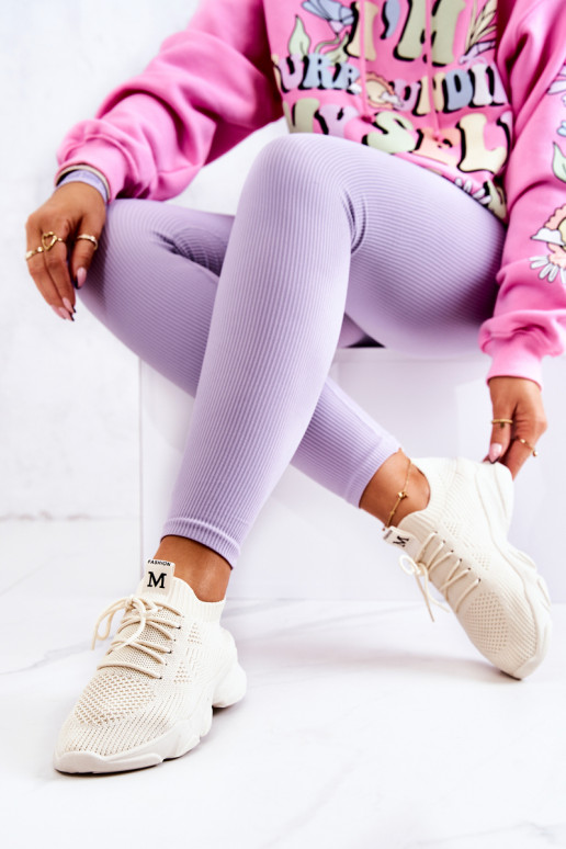 Sneakers tüüpi jalanõud Riidest... Sneakers tüüpi jalanõud Riidest...