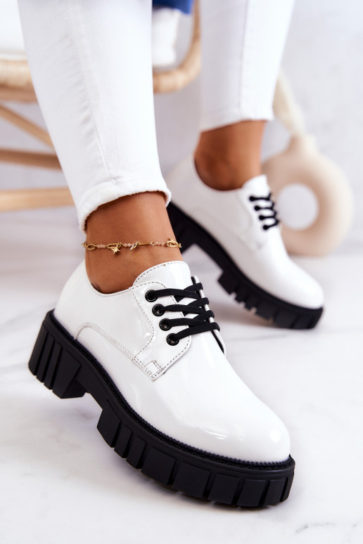 Moekad laque jalatsid La.Fi valget... Moekad laque jalatsid La.Fi valget...