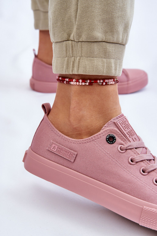 Klassikalise mudeli madalad tennised...