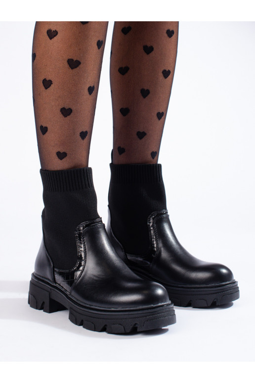 Naiste poolsaapad  Mustad