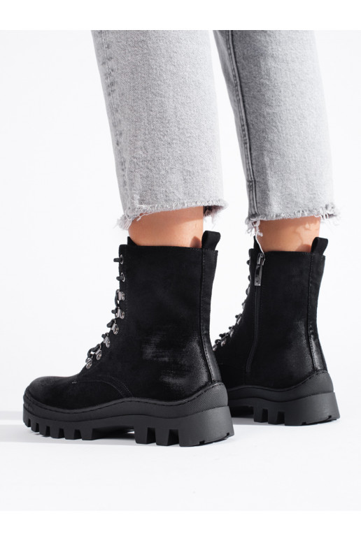 Must seemisnahast kingad  Potocki