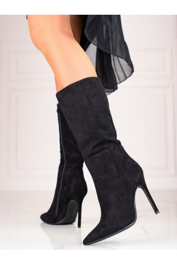 Naiste pika säärega saapad  Mustad